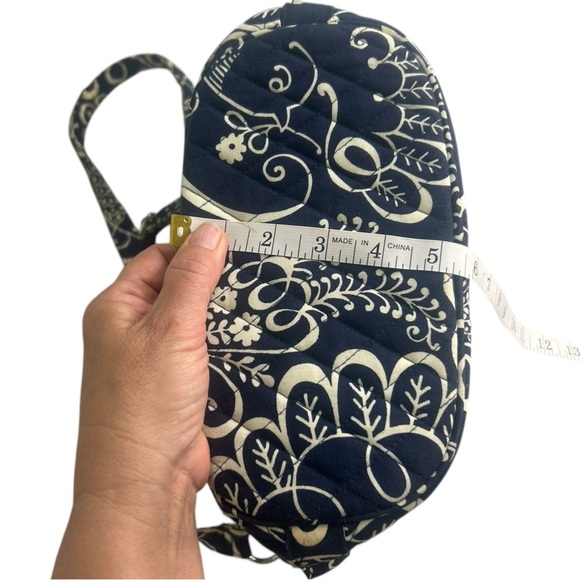 Vera Bradley Emma Bag Twirly Bird Blue White Bucket Drawstring Crossbody Tote - Picture 6 of 14